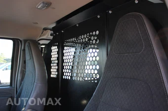 2024 Chevrolet Express 2500 Cargo Van 1WT 135.0" WB - miniatura 19