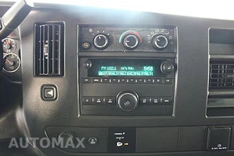 2024 Chevrolet Express 2500 Cargo Van 1WT 135.0" WB - miniatura 27