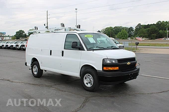 2024 Chevrolet Express 2500 Cargo Van 1WT 135.0" WB - miniatura 2