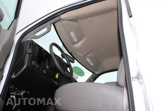 2024 Chevrolet Express 2500 Cargo Van 1WT 135.0" WB - miniatura 27