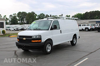2024 Chevrolet Express 2500 Cargo Van 1WT 135.0" WB - miniatura 3