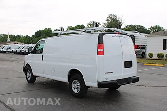 2024 Chevrolet Express 2500 Cargo Van 1WT 135.0" WB - miniatura 4