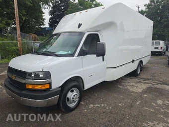 2024 Chevrolet Express 3500 Cutaway 1WT DRW