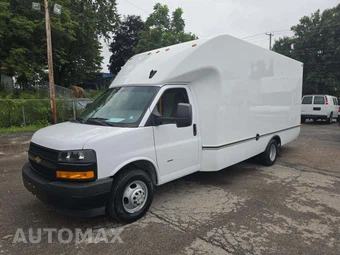 2024 Chevrolet Express 3500 Cutaway 1WT DRW