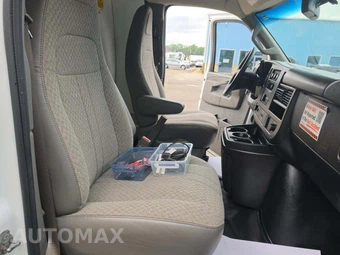 2024 Chevrolet Express 3500 Cutaway 1WT DRW - miniatura 14