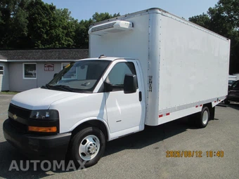 2024 Chevrolet Express 3500 Cutaway 1WT DRW - car from the USA, Manheim Buy-Now listing at AUTOMAX