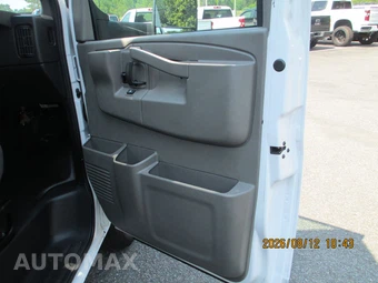 2024 Chevrolet Express 3500 Cutaway 1WT DRW - miniatura 24
