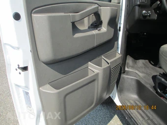 2024 Chevrolet Express 3500 Cutaway 1WT DRW - miniatura 33