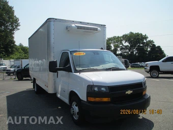 2024 Chevrolet Express 3500 Cutaway 1WT DRW - miniatura 4