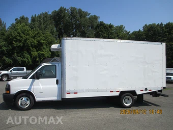 2024 Chevrolet Express 3500 Cutaway 1WT DRW - miniatura 5