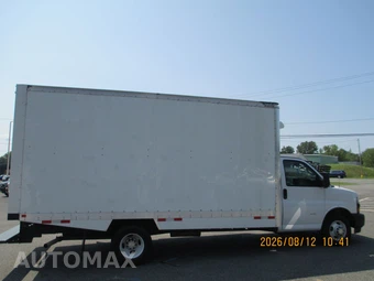 2024 Chevrolet Express 3500 Cutaway 1WT DRW - miniatura 9