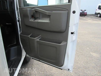 2024 Chevrolet Express 3500 Cutaway 1WT DRW - miniatura 11