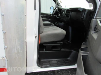 2024 Chevrolet Express 3500 Cutaway 1WT DRW - miniatura 12