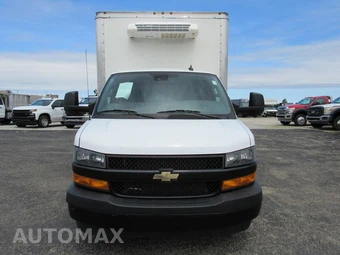 2024 Chevrolet Express 3500 Cutaway 1WT DRW - miniatura 8