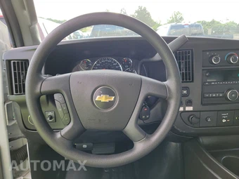 2024 Chevrolet Express 3500 Cutaway 1WT DRW - miniatura 10