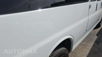 2024 Chevrolet Express 3500 Passenger Van LS 1LS 155.1" WB - miniatura 24