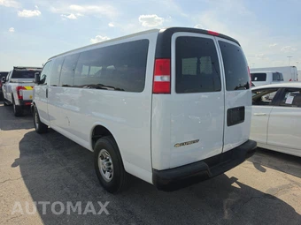 2024 Chevrolet Express 3500 Passenger Van LS 1LS 155.1" WB - miniatura 6