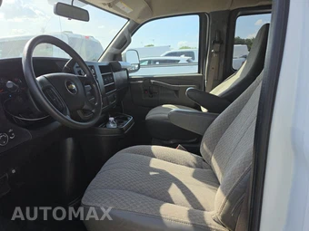 2024 Chevrolet Express 3500 Passenger Van LS 1LS 155.1" WB - miniatura 7
