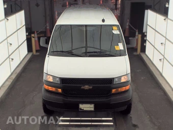2024 Chevrolet Express 3500 Passenger Van LS 1LS 155.1" WB - miniatura 2