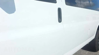 2024 Chevrolet Express 3500 Passenger Van LS 1LS 155.1" WB - miniatura 21