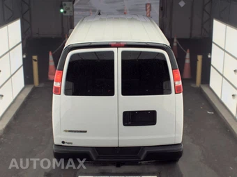 2024 Chevrolet Express 3500 Passenger Van LS 1LS 155.1" WB - miniatura 5