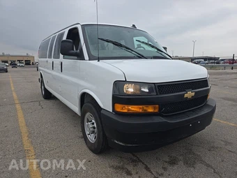 2024 Chevrolet Express 3500 Passenger Van LS 1LS 155.1" WB - miniatura 3