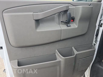 2024 Chevrolet Express 3500 Passenger Van LS 1LS 155.1" WB - miniatura 9