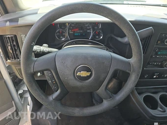 2024 Chevrolet Express 3500 Passenger Van LS 1LS 155.1" WB - miniatura 10