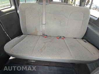 2024 Chevrolet Express 3500 Passenger Van LS 1LS 155.1" WB - miniatura 13