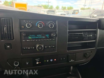 2024 Chevrolet Express 3500 Passenger Van LT 1LT 155.1" WB - miniatura 10