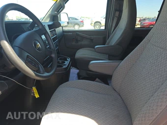 2024 Chevrolet Express 3500 Passenger Van LT 1LT 155.1" WB - miniatura 7
