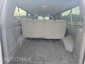 2024 Chevrolet Express 3500 Passenger Van LT 1LT 155.1" WB - miniatura 17