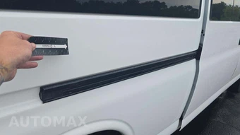 2024 Chevrolet Express 3500 Passenger Van LT 1LT 155.1" WB - miniatura 27