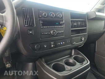 2024 Chevrolet Express 3500 Passenger Van LT 1LT 155.1" WB - miniatura 10