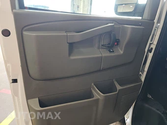 2024 Chevrolet Express 3500 Passenger Van LT 1LT 155.1" WB - miniatura 9
