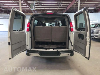 2024 Chevrolet Express 3500 Passenger Van LT 1LT 155.1" WB - miniatura 14