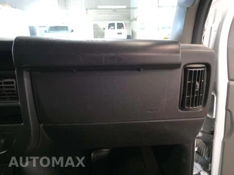 2024 Chevrolet Express 3500 Passenger Van LT 1LT 155.1" WB - miniatura 19