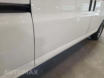 2024 Chevrolet Express 3500 Passenger Van LT 1LT 155.1" WB - miniatura 23