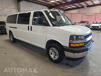 2024 Chevrolet Express 3500 Passenger Van LT 1LT 155.1" WB - miniatura 4
