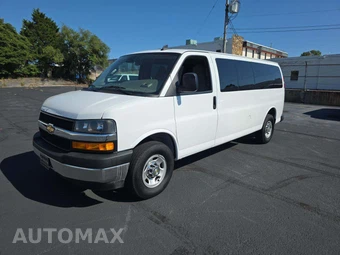 2024 Chevrolet Express 3500 Passenger Van LT 1LT 155.1" WB