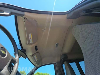 2024 Chevrolet Express 3500 Passenger Van LT 1LT 155.1" WB - miniatura 11