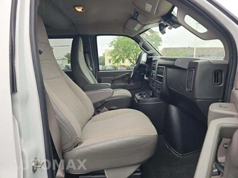 2024 Chevrolet Express 3500 Passenger Van LT 1LT 155.1" WB - miniatura 19