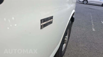 2024 Chevrolet Express 3500 Passenger Van LT 1LT 155.1" WB - miniatura 27