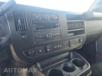 2024 Chevrolet Express 3500 Passenger Van LT 1LT 155.1" WB - miniatura 10