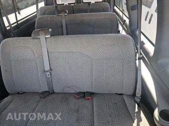 2024 Chevrolet Express 3500 Passenger Van LT 1LT 155.1" WB - miniatura 13