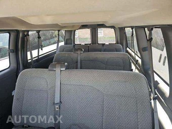 2024 Chevrolet Express 3500 Passenger Van LT 1LT 155.1" WB - miniatura 14