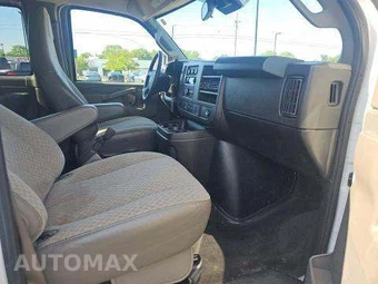 2024 Chevrolet Express 3500 Passenger Van LT 1LT 155.1" WB - miniatura 19