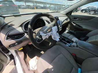 2024 Chevrolet Malibu LS 1FL – miniatura 10