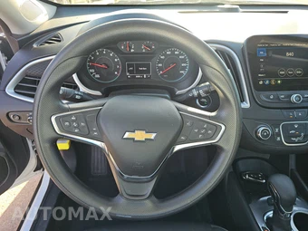 2024 Chevrolet Malibu LS 1LS - miniatura 10
