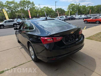 2024 Chevrolet Malibu LS 1LS – miniatura 2
